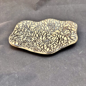 Keraamiline alus - mustad lehed väike